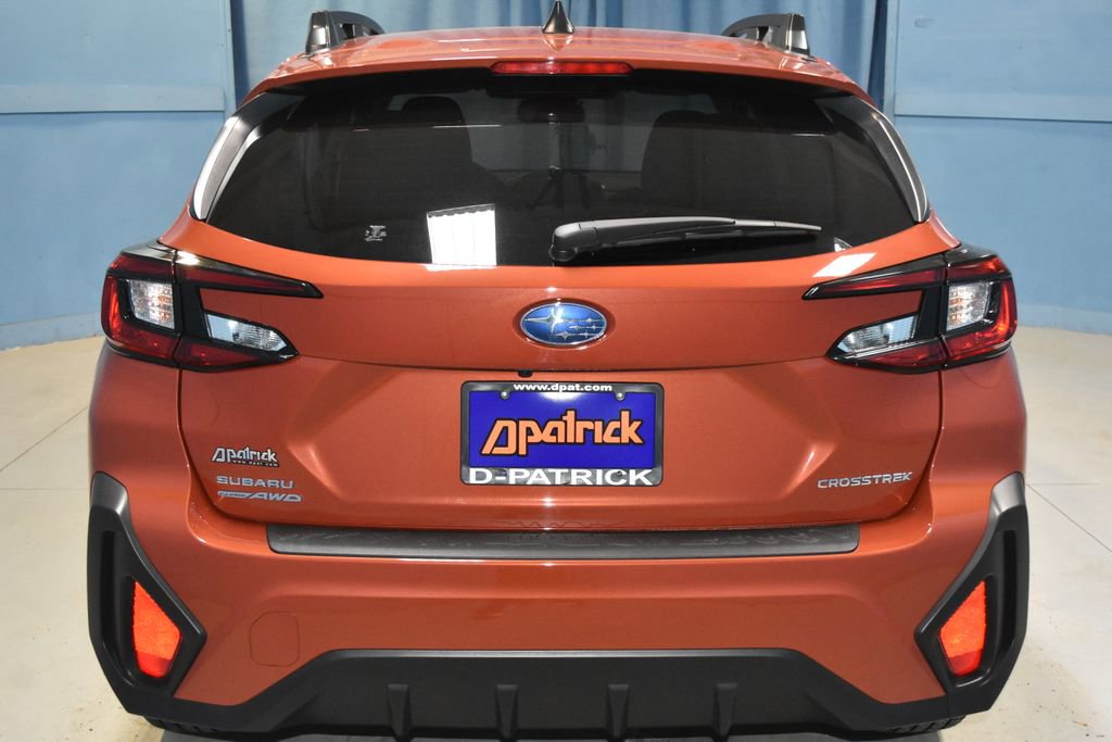 Used 2025 Subaru Crosstrek 2.0i Premium image 24