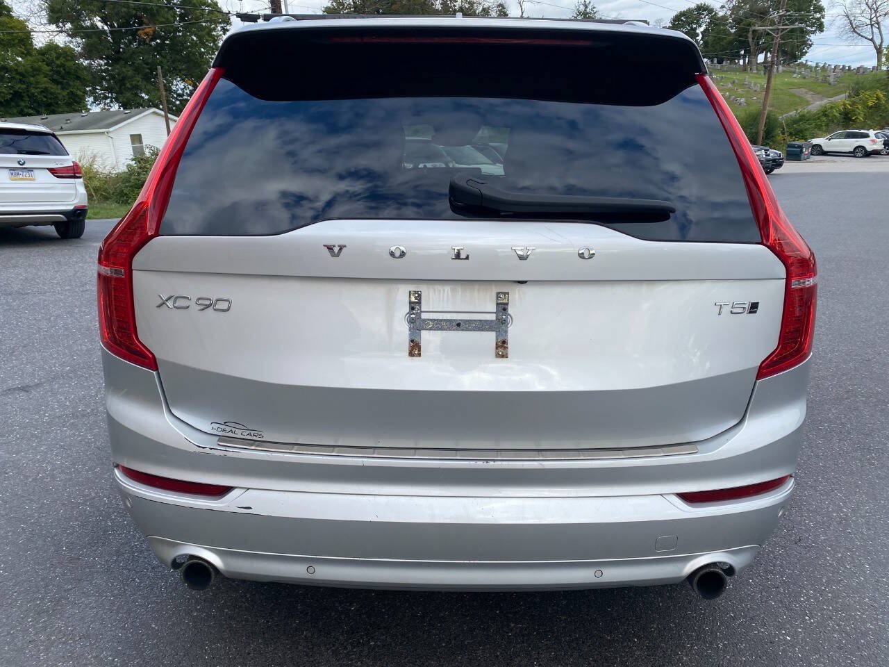 Used 2019 Volvo XC90 T5 Momentum w/ Protection Package Premier AWD/4WD image 4