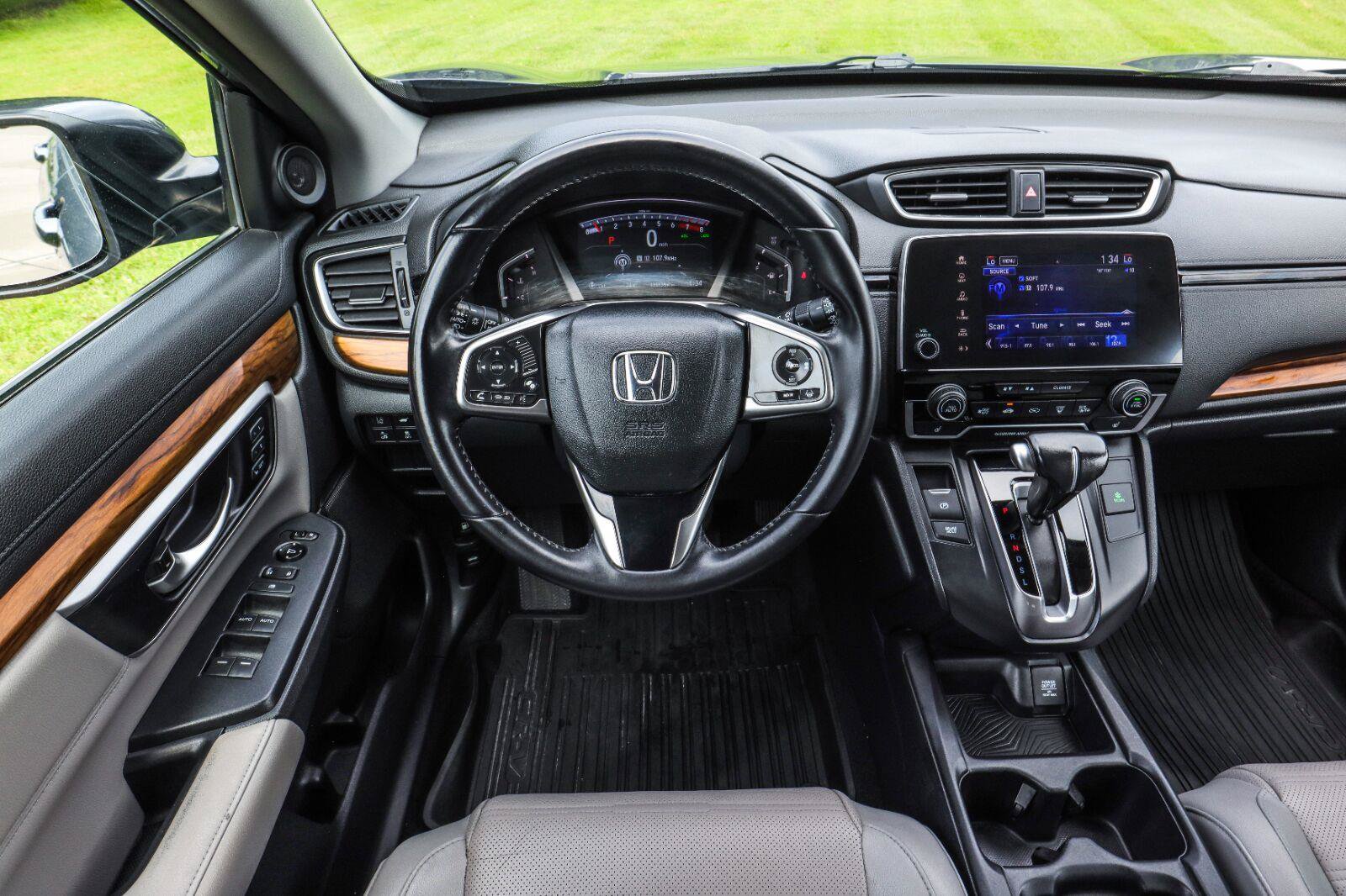 Used 2017 Honda CR-V Touring image 29