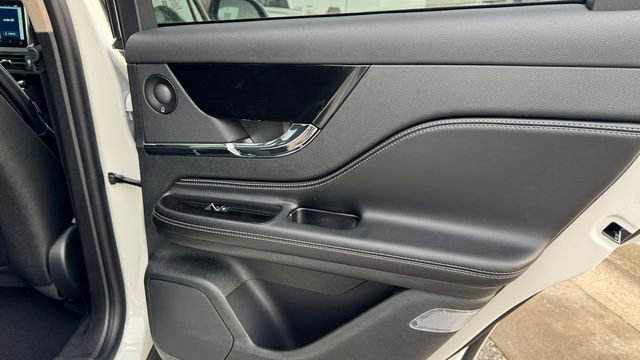 New 2026 Lincoln Corsair Reserve AWD/4WD image 14
