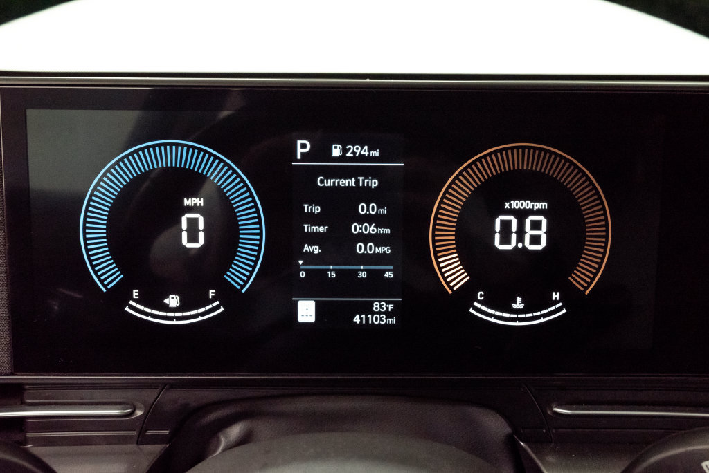 Used 2025 Hyundai Kona SEL FWD image 12