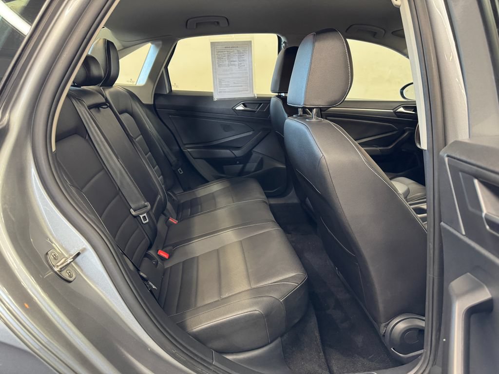 Used 2024 Volkswagen Jetta SE FWD image 27