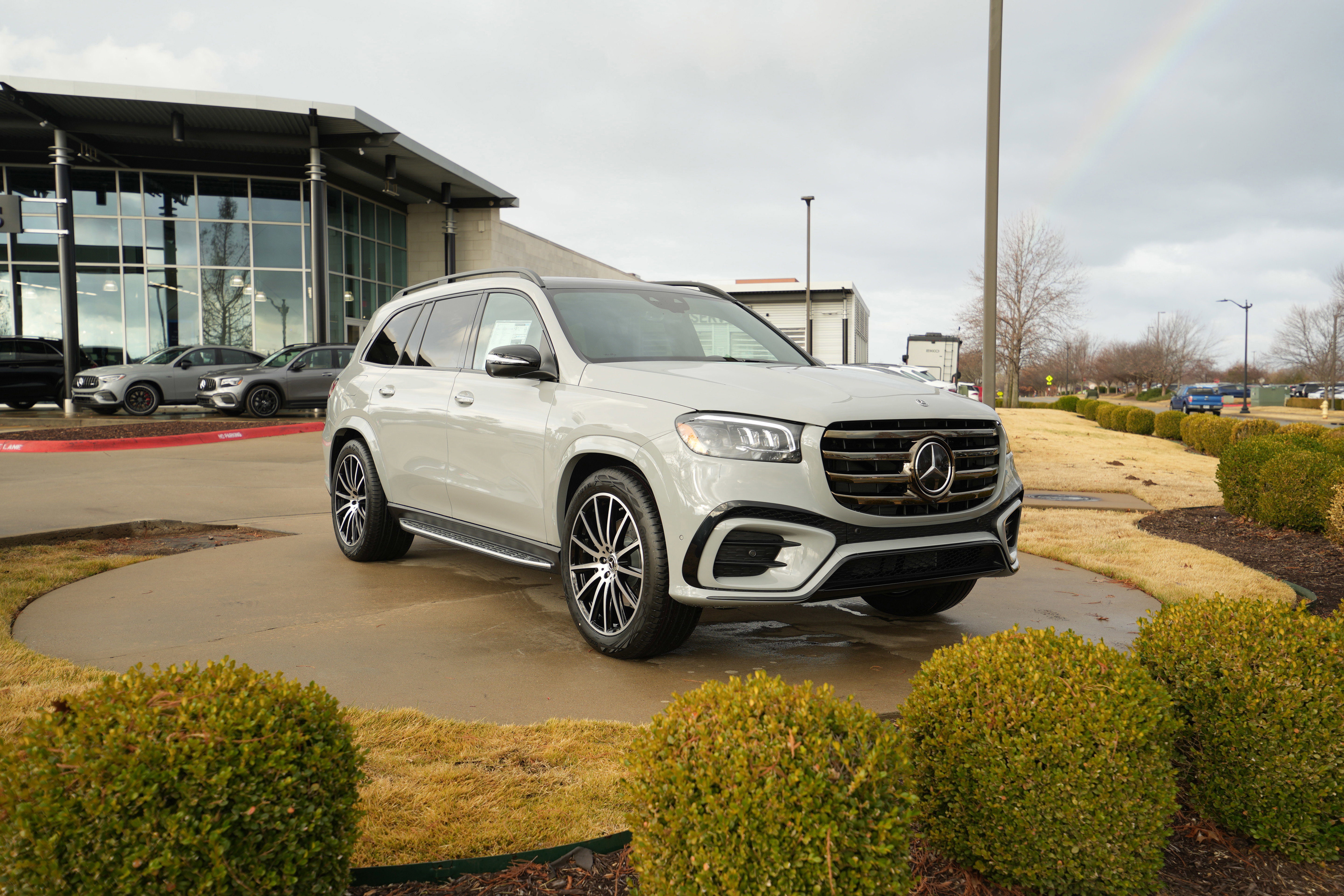 New 2026 Mercedes-Benz GLS 450 4MATIC image 1