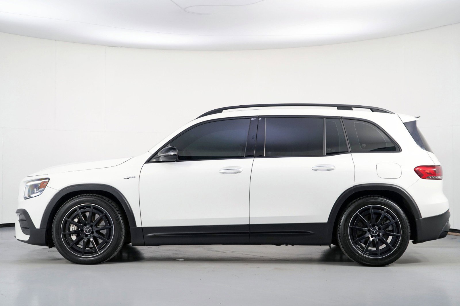 Used 2021 Mercedes-Benz GLB 35 AMG 4MATIC image 8