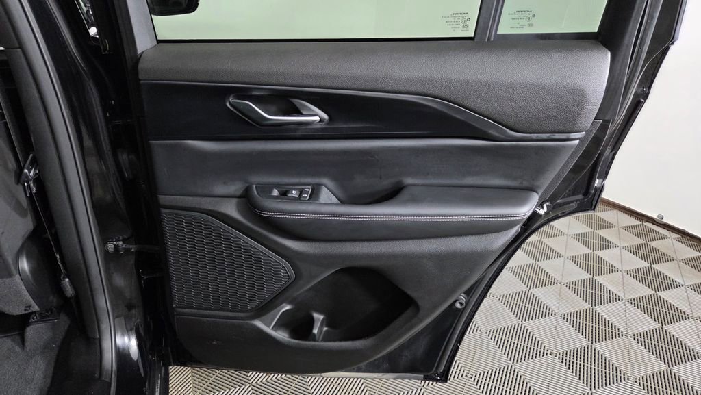 Used 2023 Jeep Grand Cherokee Altitude image 33