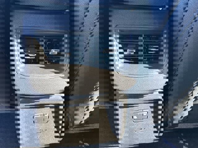 New 2025 Chevrolet Equinox EV RS image 27