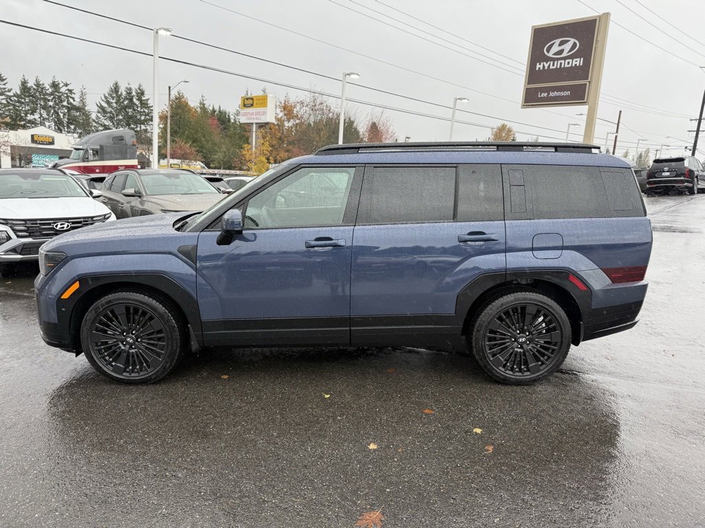 Used 2025 Hyundai Santa Fe Calligraphy image 2