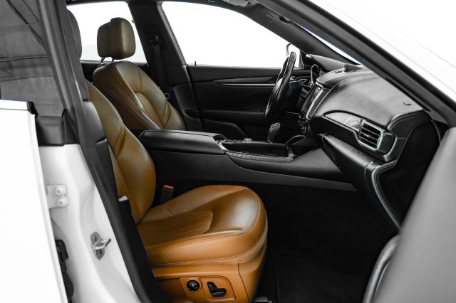 Used 2018 Maserati Levante image 28