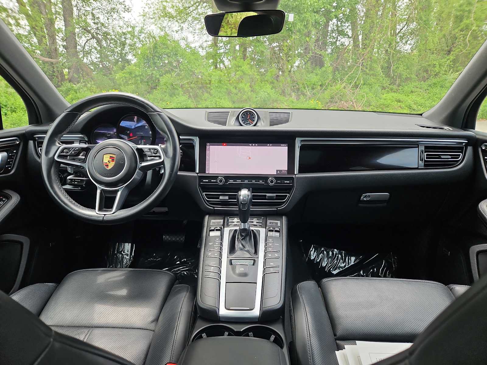 Used 2021 Porsche Macan AWD/4WD image 45