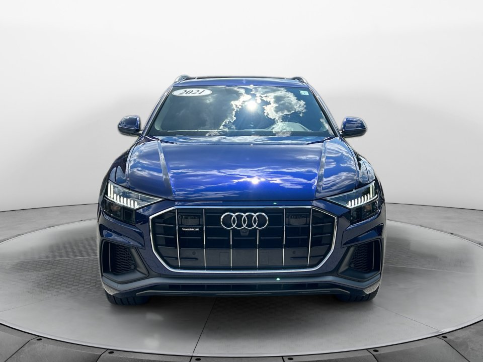 Used 2021 Audi Q8 Premium Plus AWD/4WD image 2