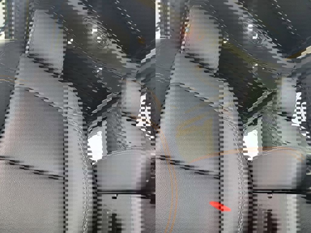 New 2024 Jeep Wrangler Sahara w/ Technology Group image 14