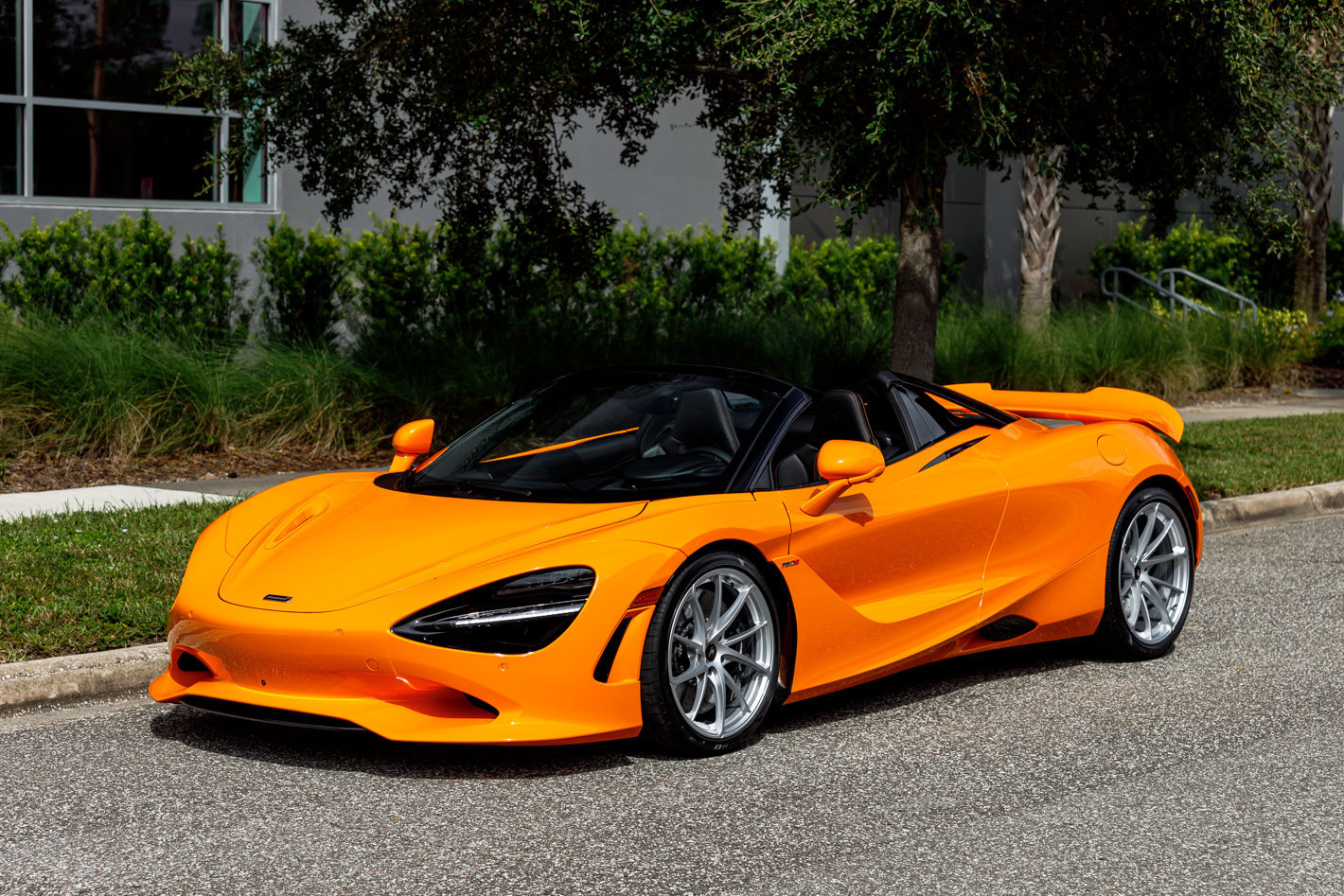 New 2027 McLaren 750S Spider RWD image 29