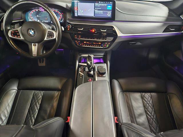 Used 2023 BMW M550i xDrive w/ Executive Package image 18
