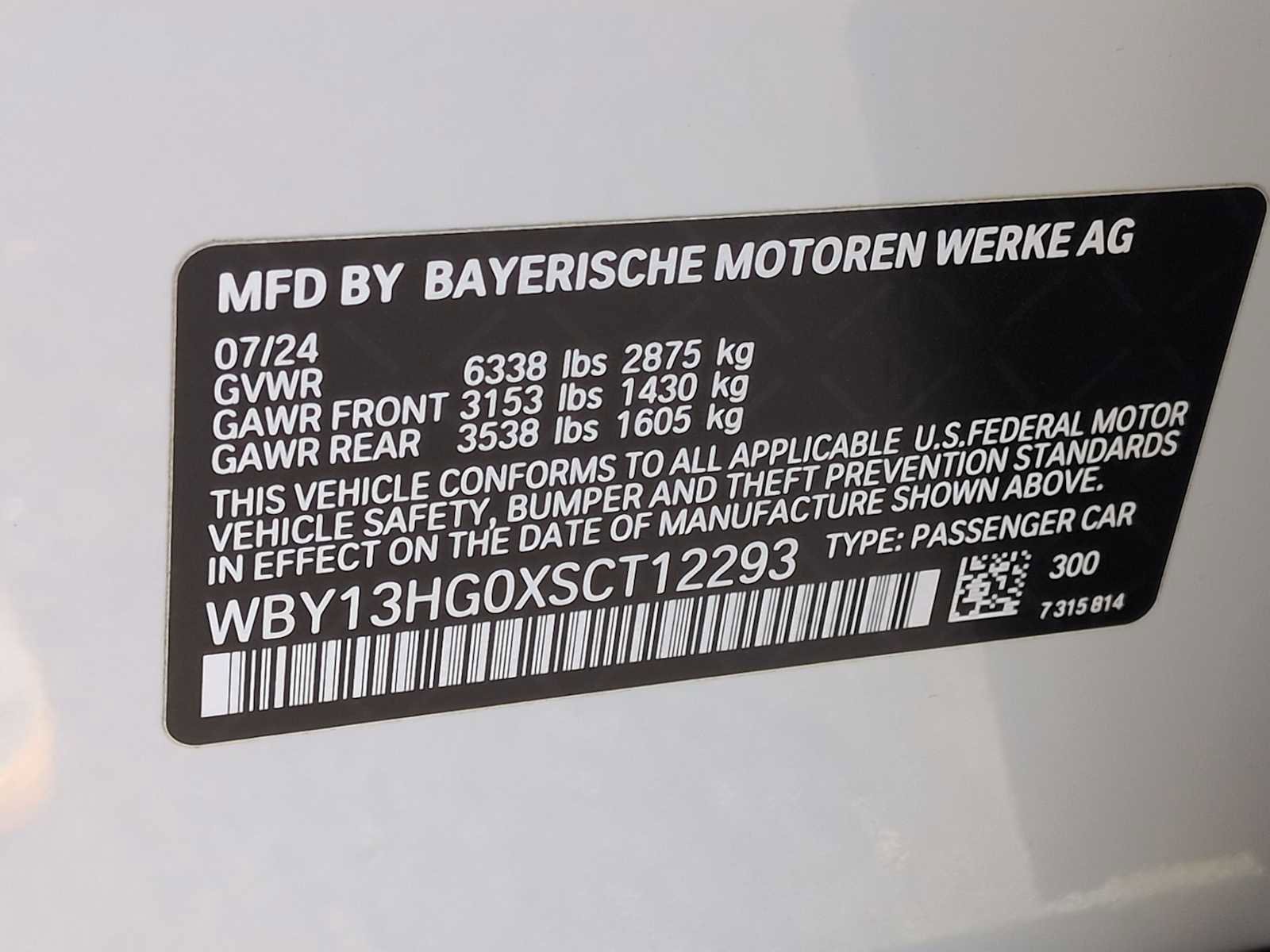 Used 2025 BMW i5 xDrive40 w/ Premium Package image 38