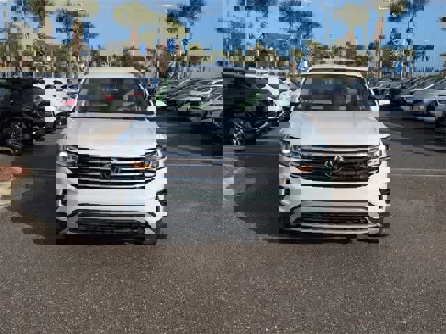 Used 2022 Volkswagen Atlas SE image 3