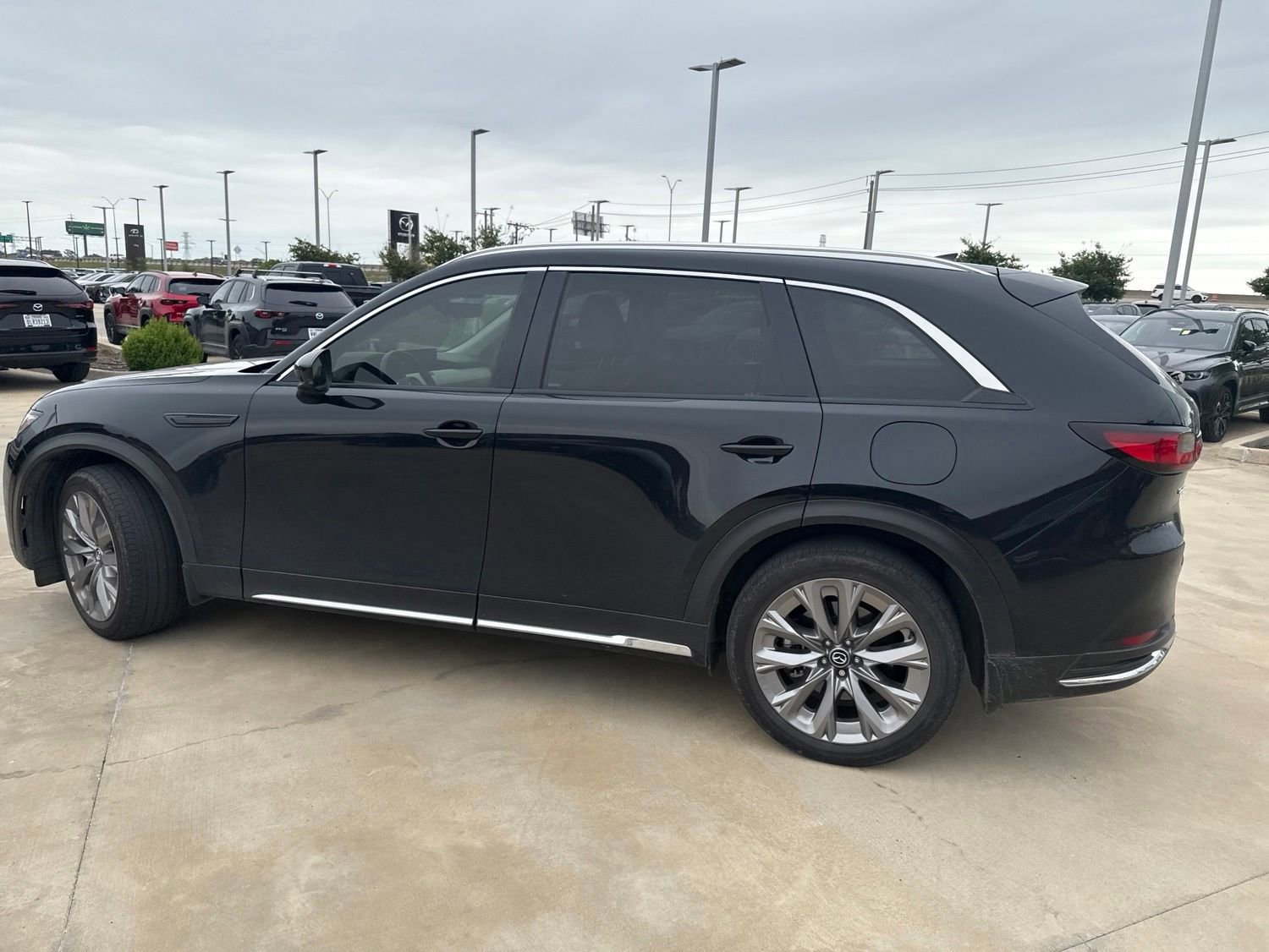 Used 2024 MAZDA CX-90 3.3 Turbo w/ Premium Plus Pkg AWD/4WD image 18