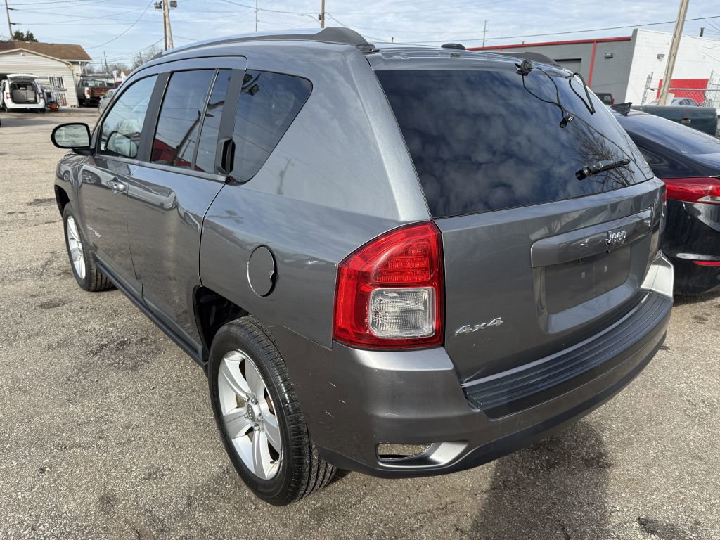 Used 2011 Jeep Compass Latitude image 4
