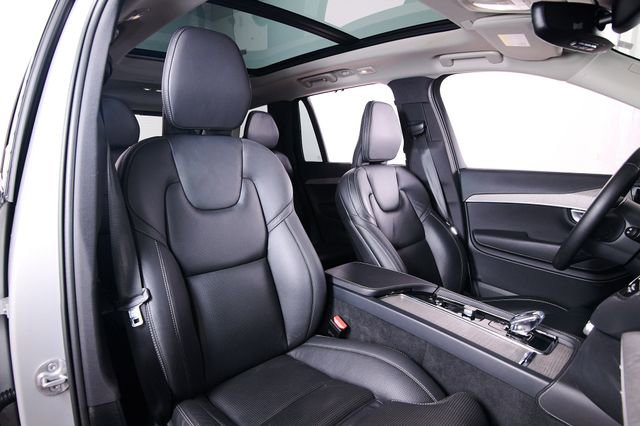 Used 2023 Volvo XC90 T8 Ultimate image 18