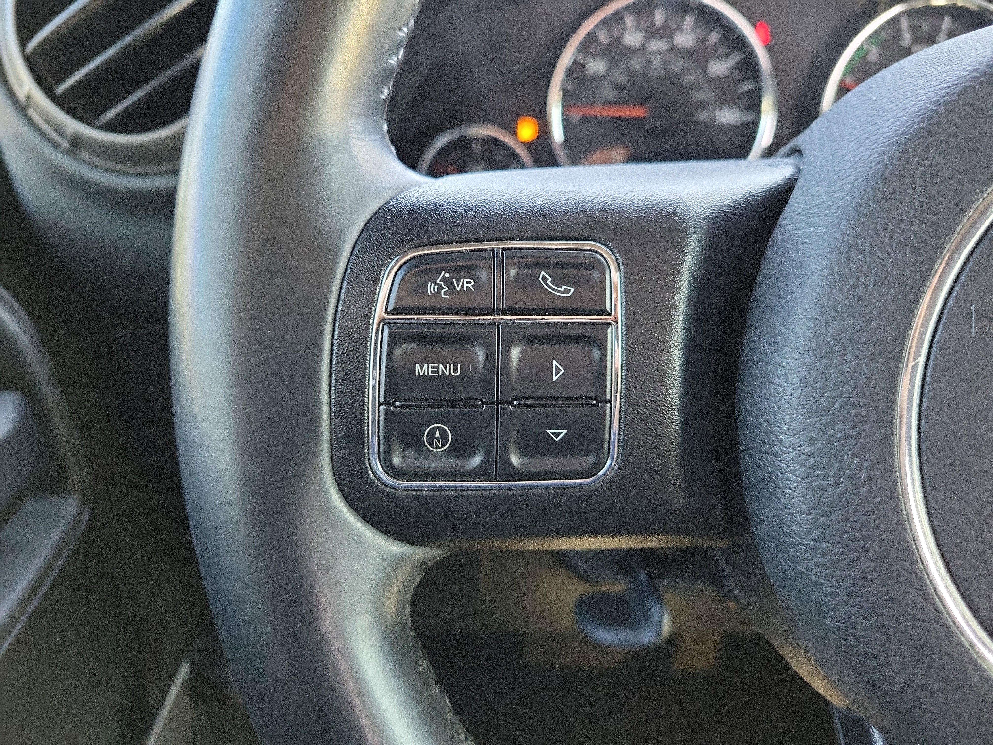 Used 2018 Jeep Wrangler Unlimited Sport w/ Connectivity Group AWD/4WD image 23