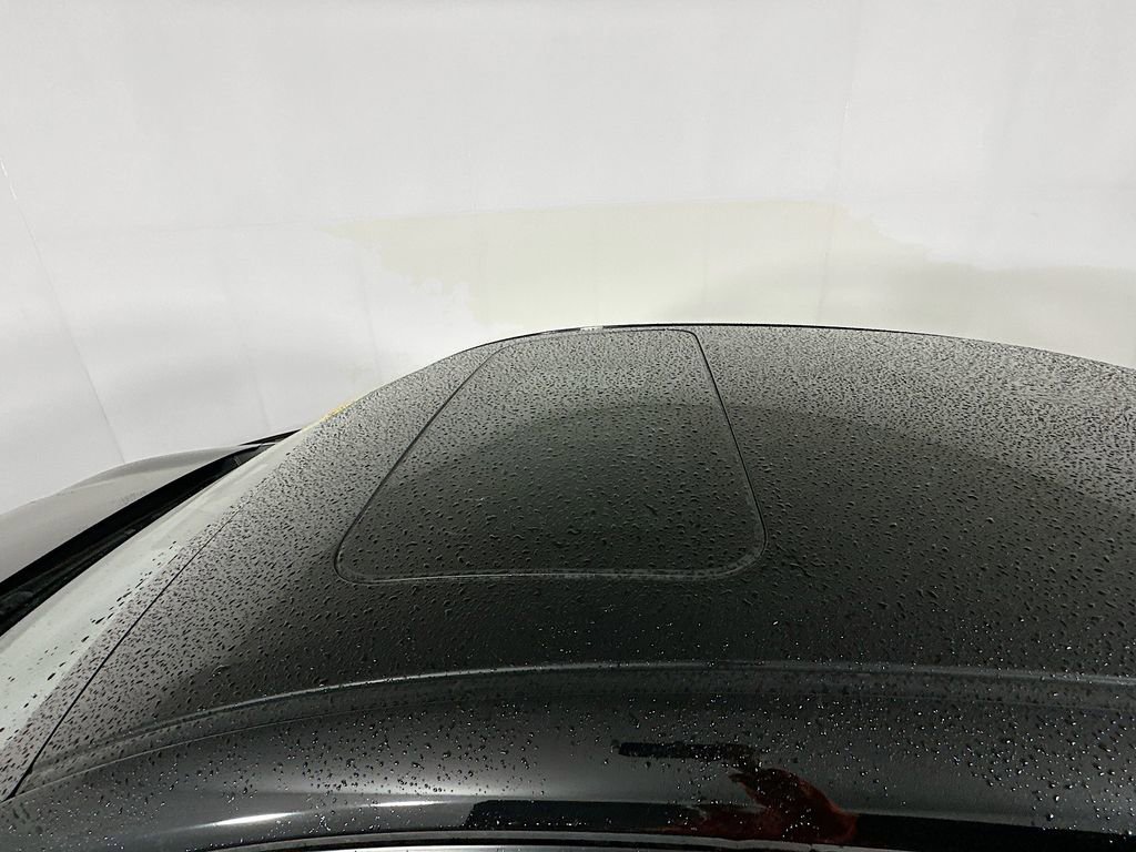 Used 2023 Nissan Sentra SR w/ SR Premium Package image 29