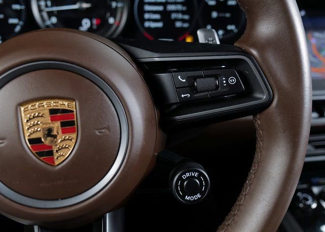 Used 2021 Porsche 911 Carrera S image 24