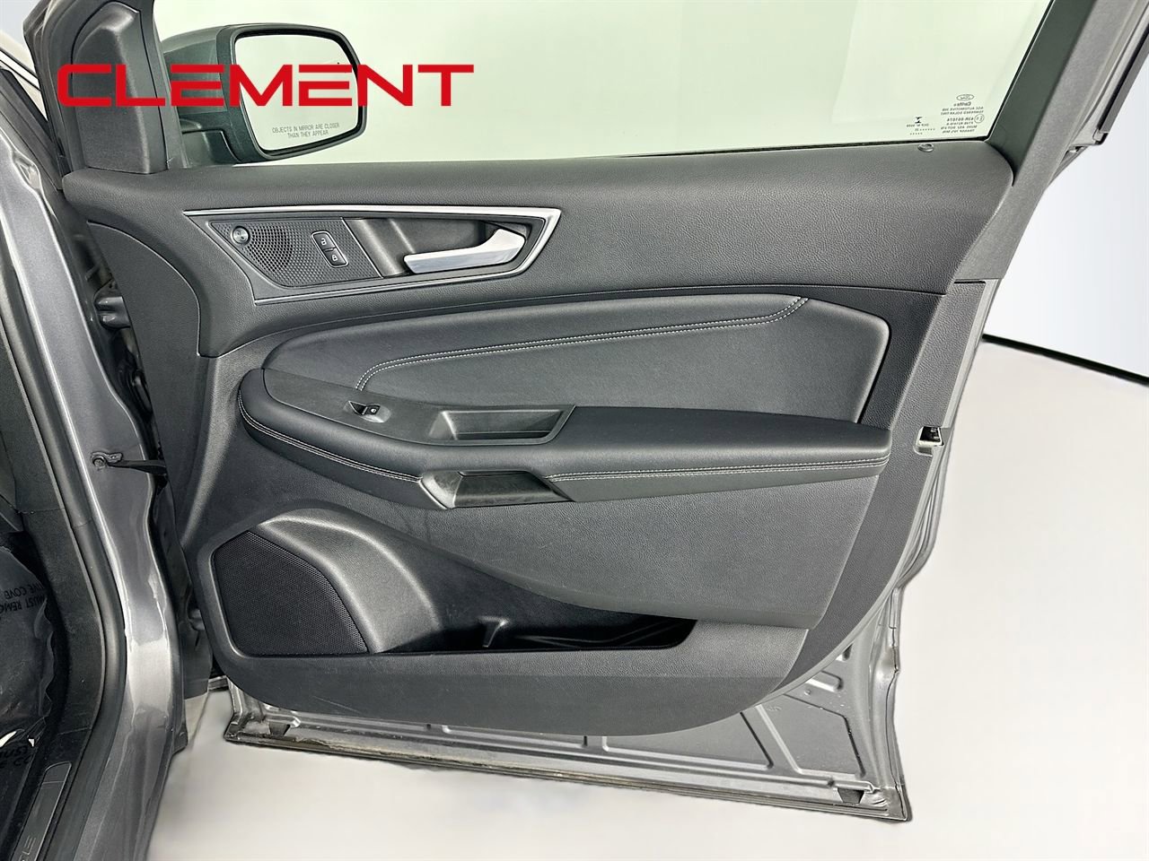 Certified 2022 Ford Edge Titanium image 34