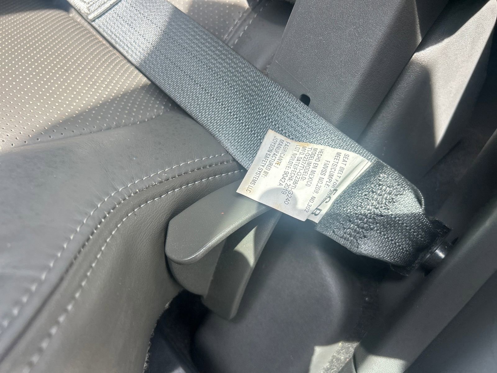 Used 2019 Nissan Frontier SL image 23