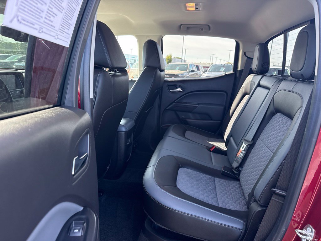 Used 2018 Chevrolet Colorado Z71 AWD/4WD image 13
