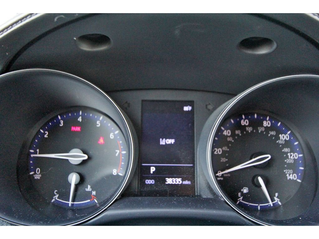 Used 2019 Toyota C-HR LE FWD image 7