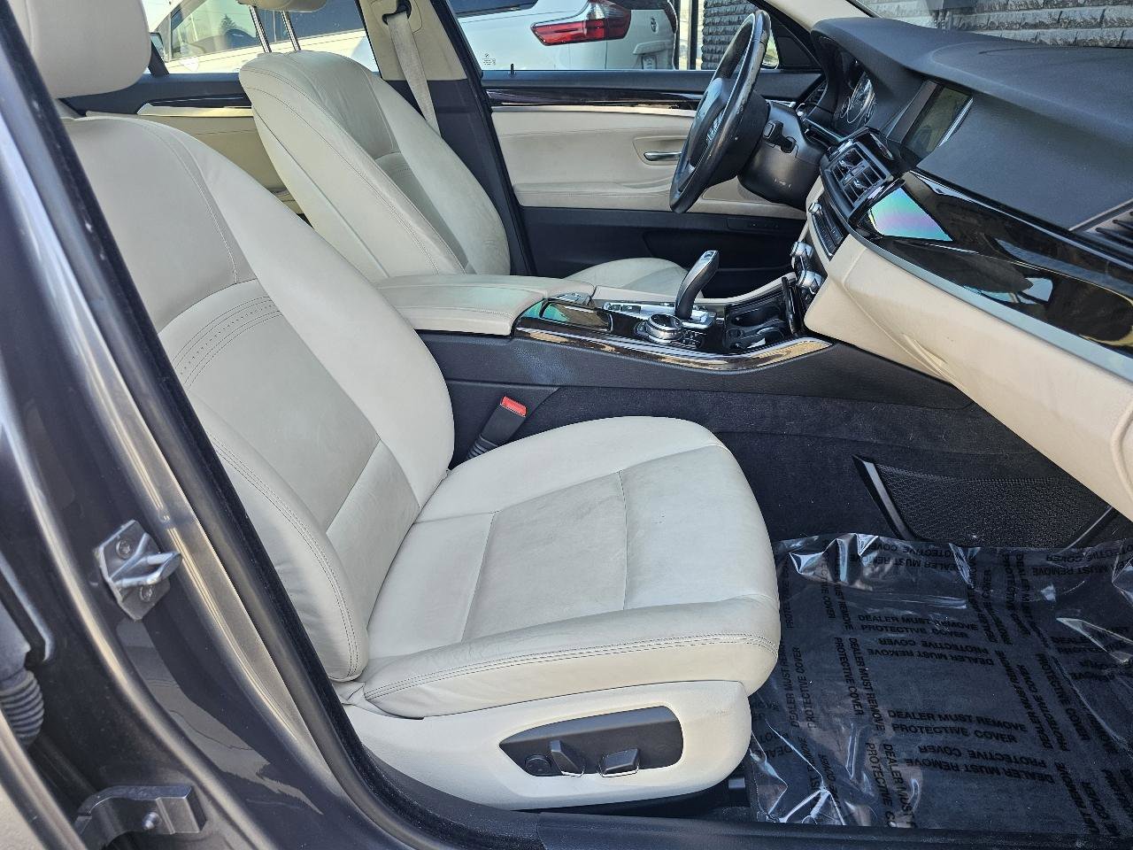 Used 2014 BMW 528i xDrive Sedan AWD/4WD image 47