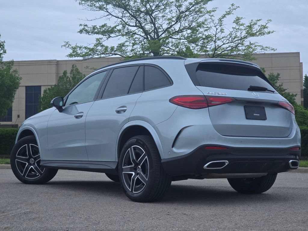 Used 2026 Mercedes-Benz GLC 300 4MATIC image 16