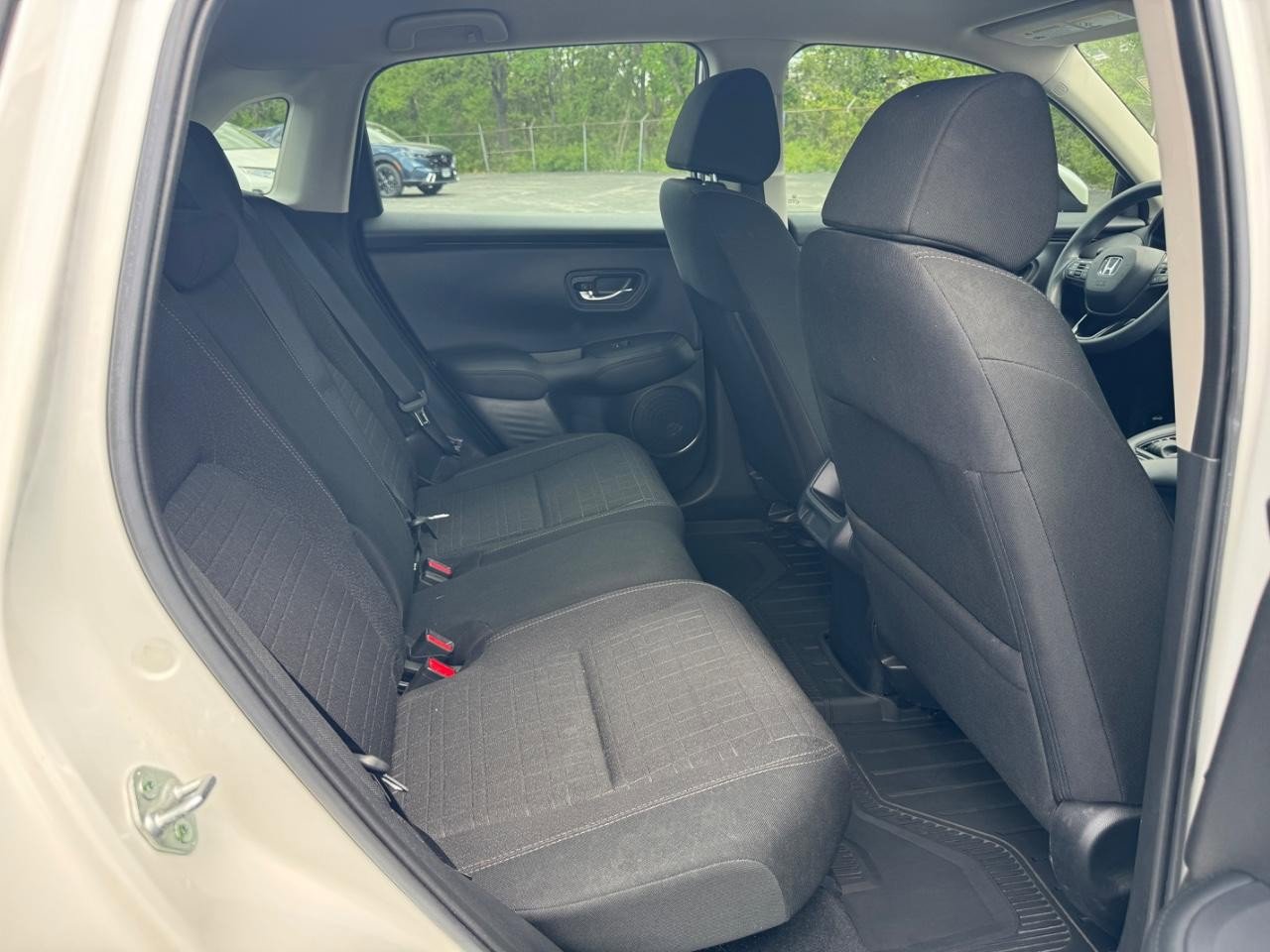 Used 2024 Honda HR-V LX image 9