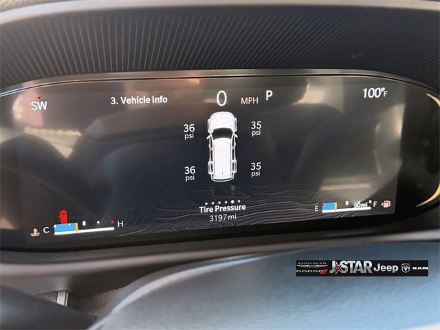 Used 2025 Jeep Wagoneer Series II w/ Premium Group I image 13