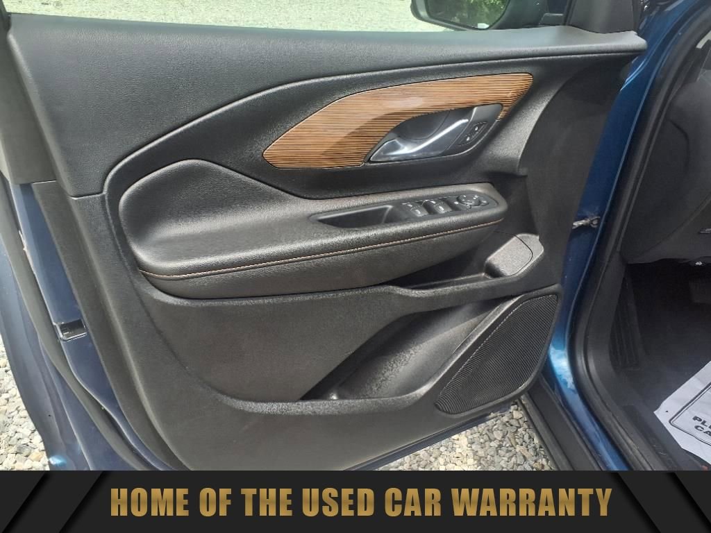 Used 2020 GMC Terrain SLE image 19