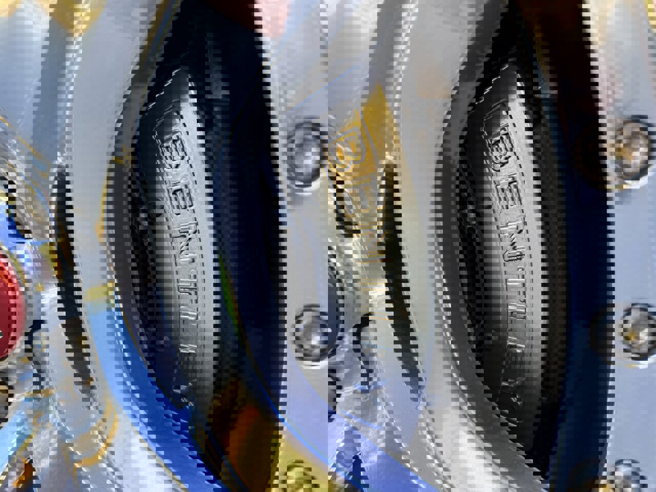 Used 2015 Bentley Flying Spur V8 image 18