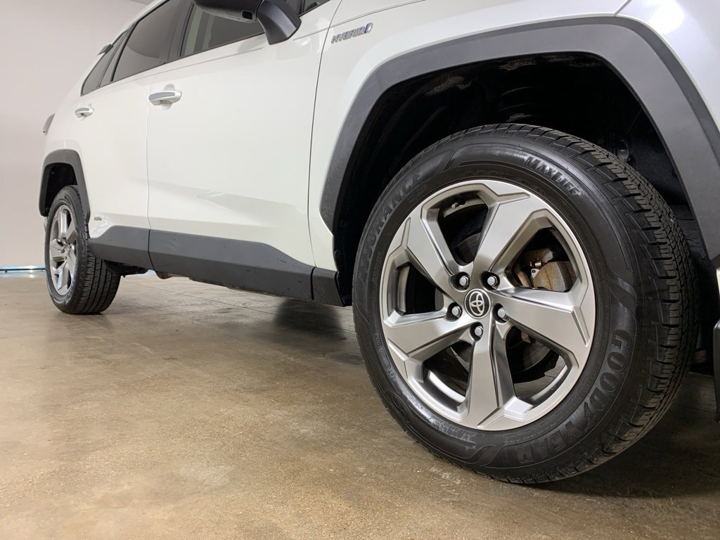 Used 2020 Toyota RAV4 Limited image 6
