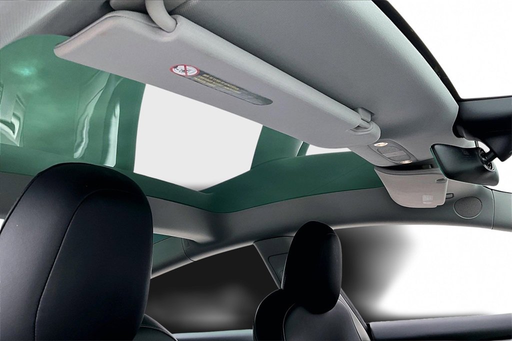 Used 2023 Tesla Model 3 Standard Range image 24