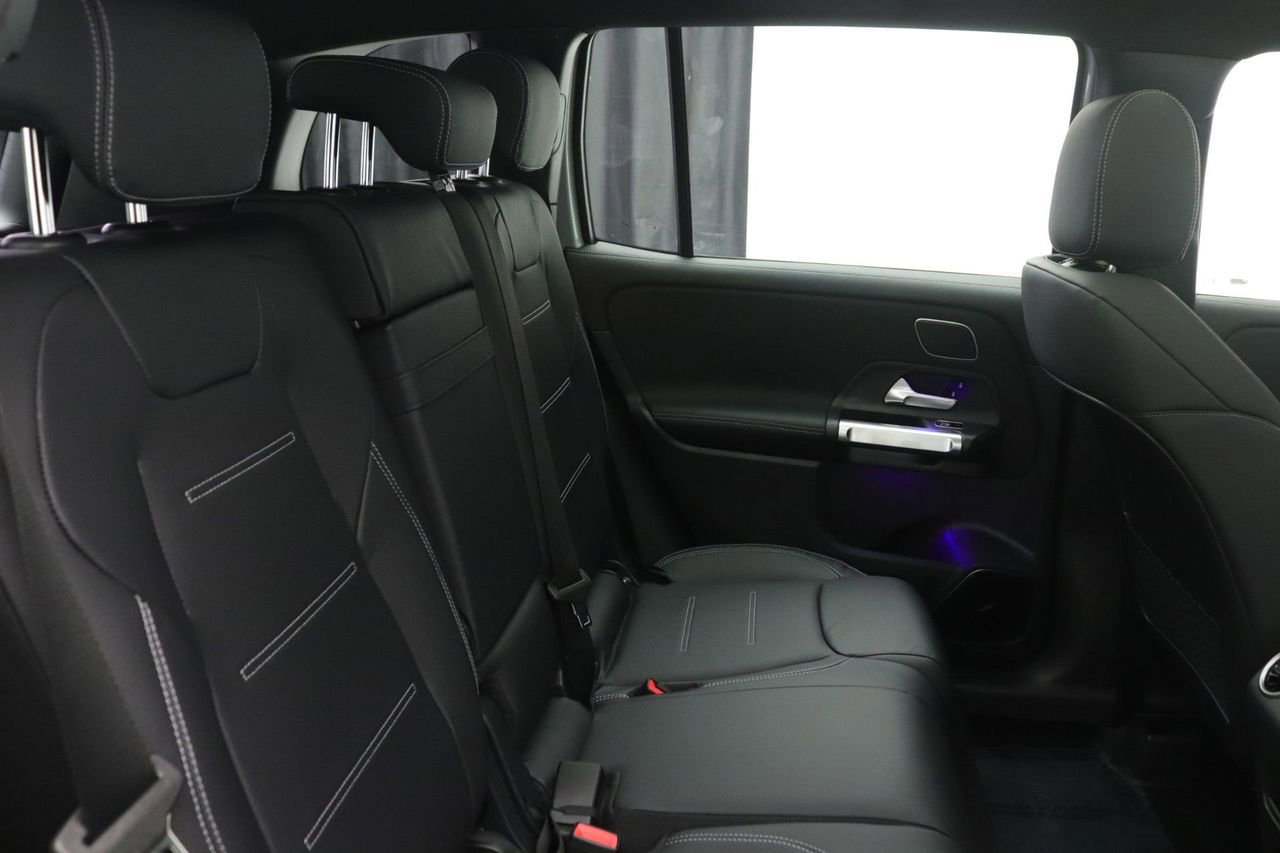 New 2026 Mercedes-Benz GLB 35 AMG 4MATIC image 10