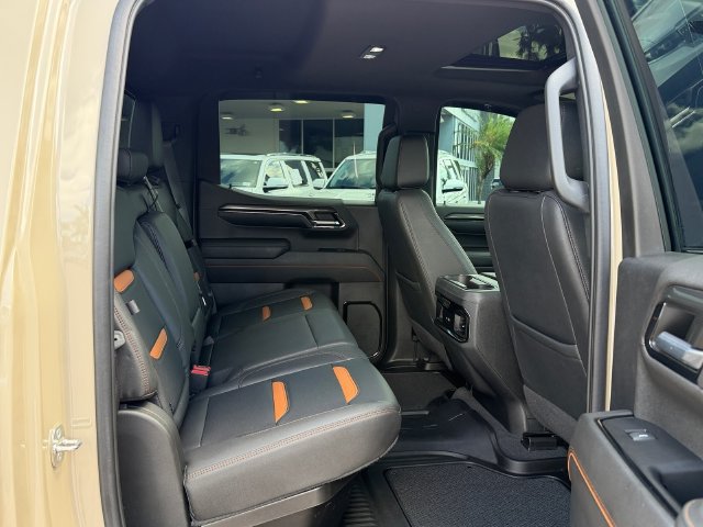 Used 2022 GMC Sierra 1500 AT4 w/ AT4 Premium Package AWD/4WD image 14