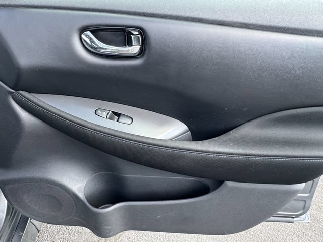 Certified 2024 Nissan Leaf S FWD image 24