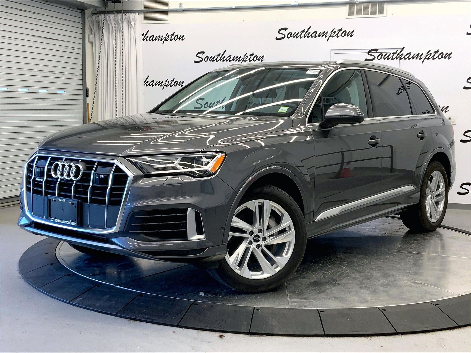 Certified 2023 Audi Q7 2.0T Premium w/ Convenience Package AWD/4WD image 11