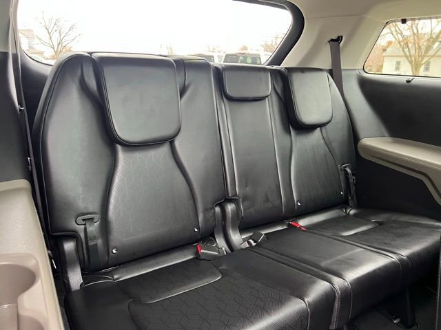 Used 2025 Kia Carnival SX image 16