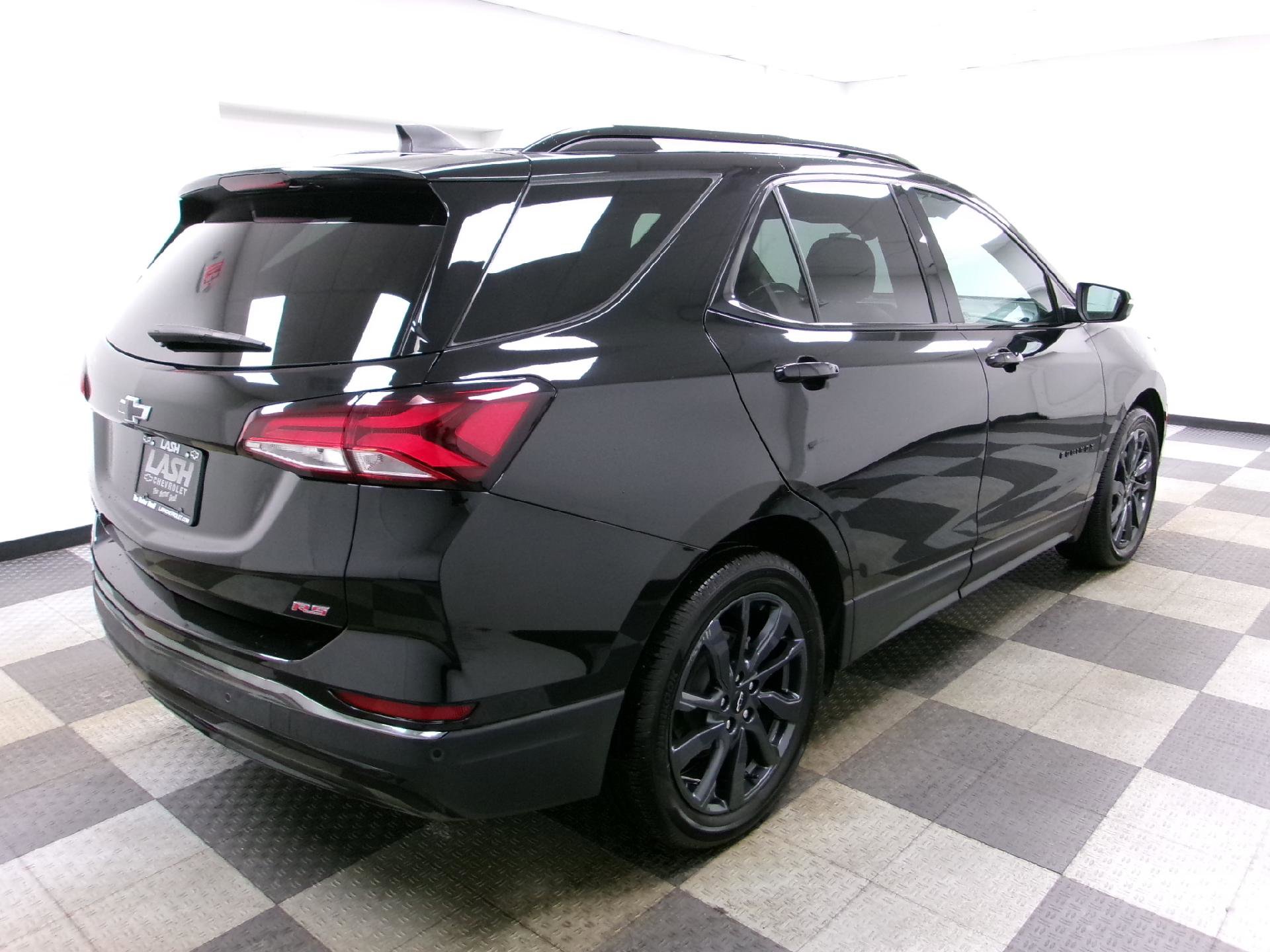 Certified 2022 Chevrolet Equinox RS w/ RS Leather Package image 14