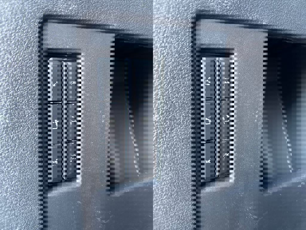 Used 2024 Lincoln Navigator Reserve image 40