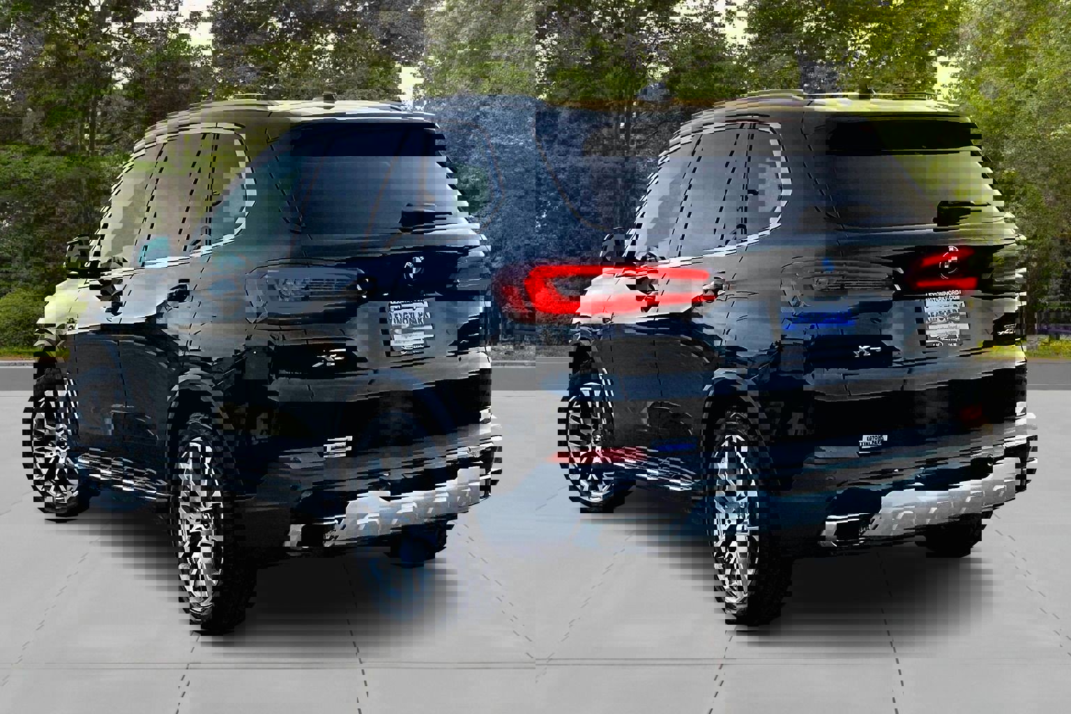 Used 2022 BMW X5 xDrive40i image 4