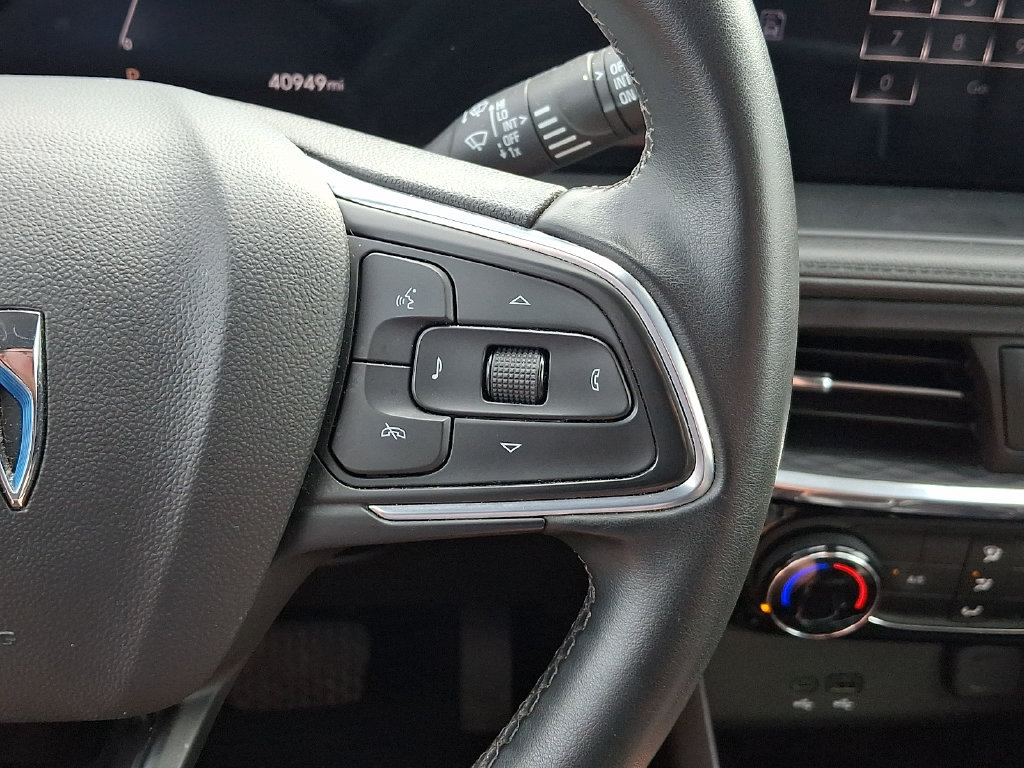 Used 2024 Buick Encore GX Sport Touring AWD/4WD image 21