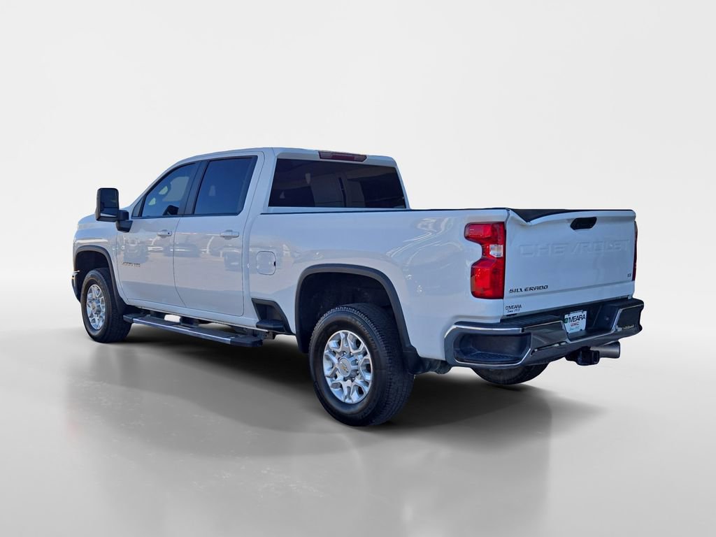 Used 2025 Chevrolet Silverado 2500 LT image 3