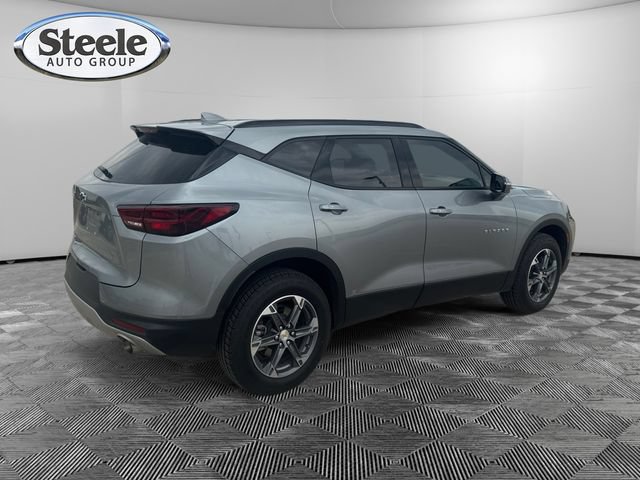 Used 2024 Chevrolet Blazer LT FWD image 5