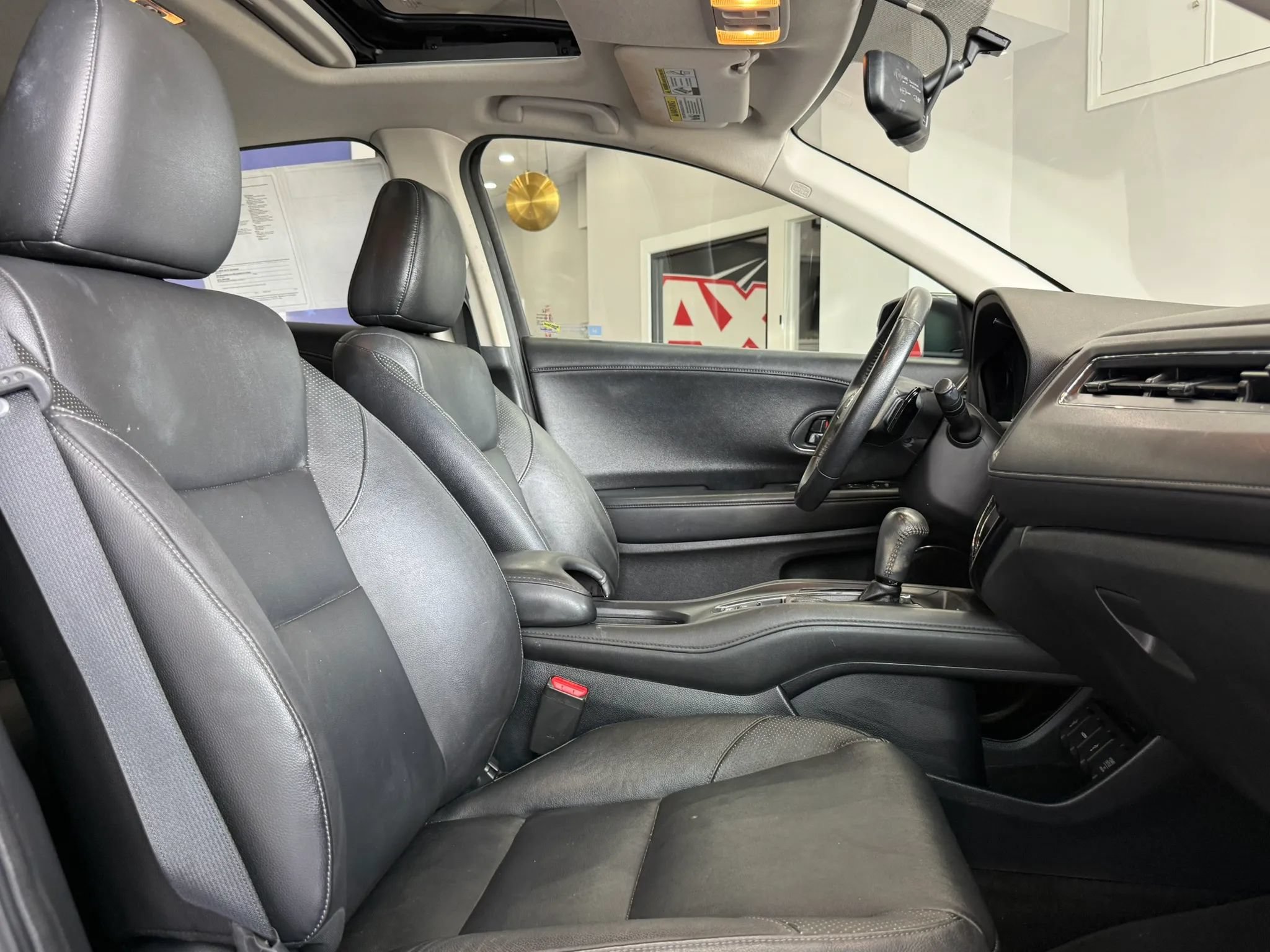 Used 2016 Honda HR-V EX-L image 51
