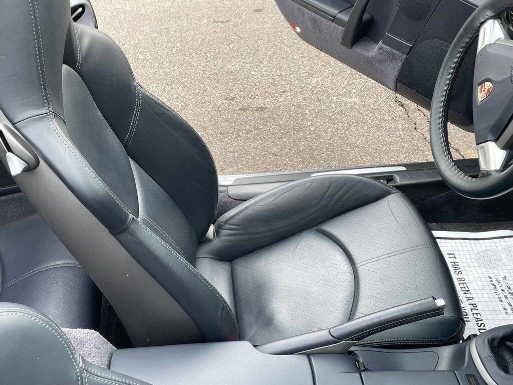 Used 2006 Porsche 911 Carrera image 34